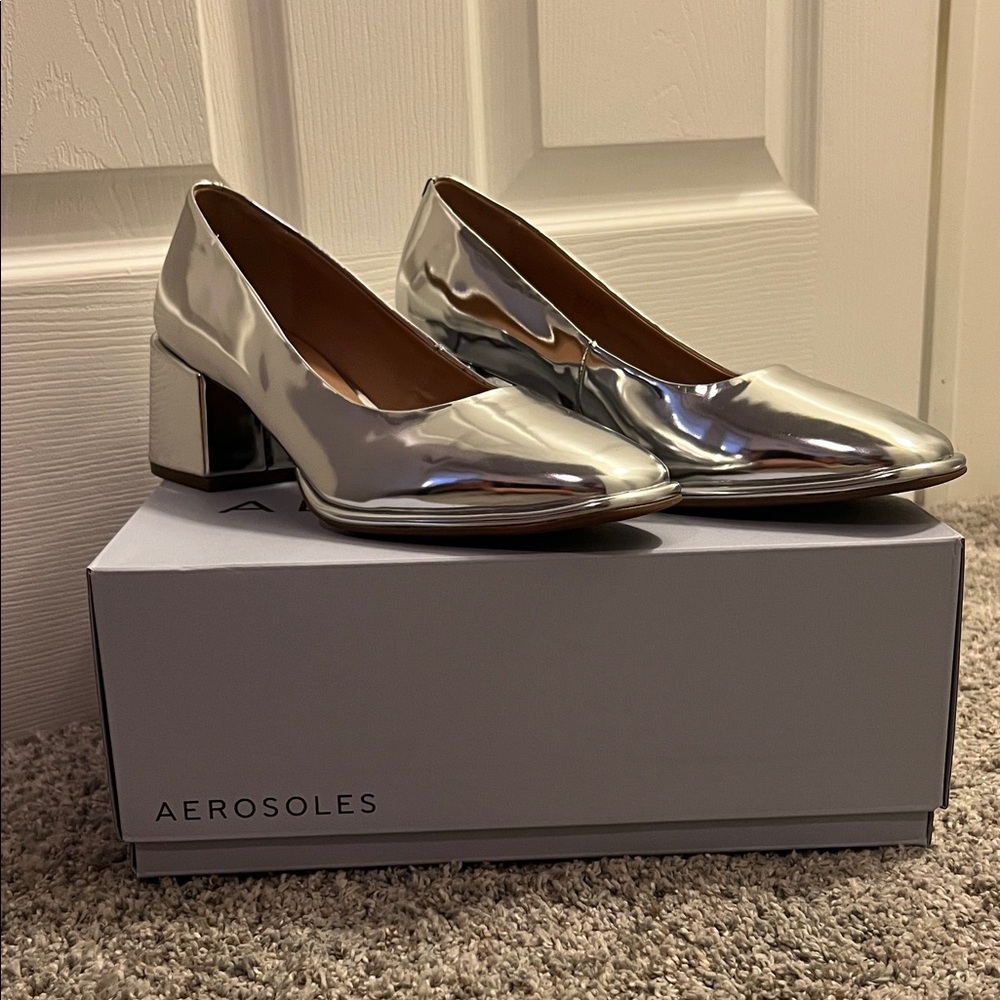 AEROSOLES | Alae Pump Heel